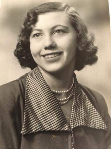 Photo of photos/Jessie Skinner nee MacLennan 1930-2015 portrait